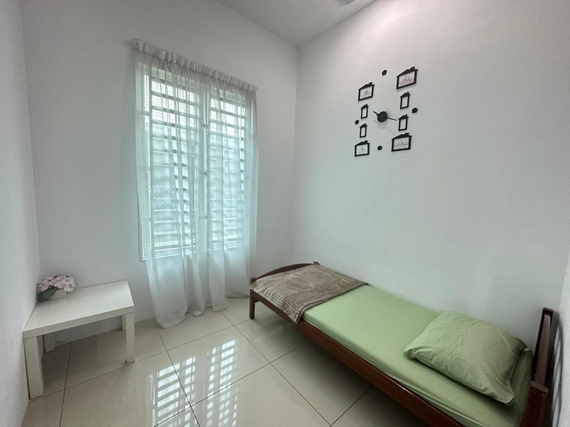 Aswadhuda Homestay Seri Iskandar Exteriör bild